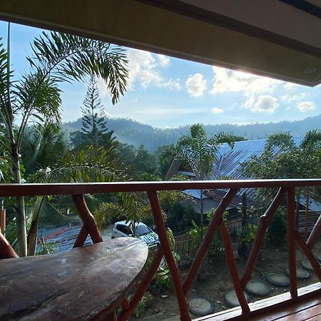 Mil'S Hillside Tourist Inn San Vicente  Buitenkant foto