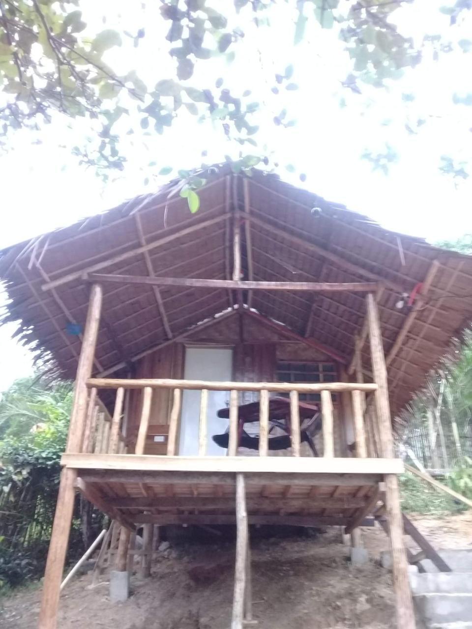 Mil'S Hillside Tourist Inn San Vicente  Buitenkant foto