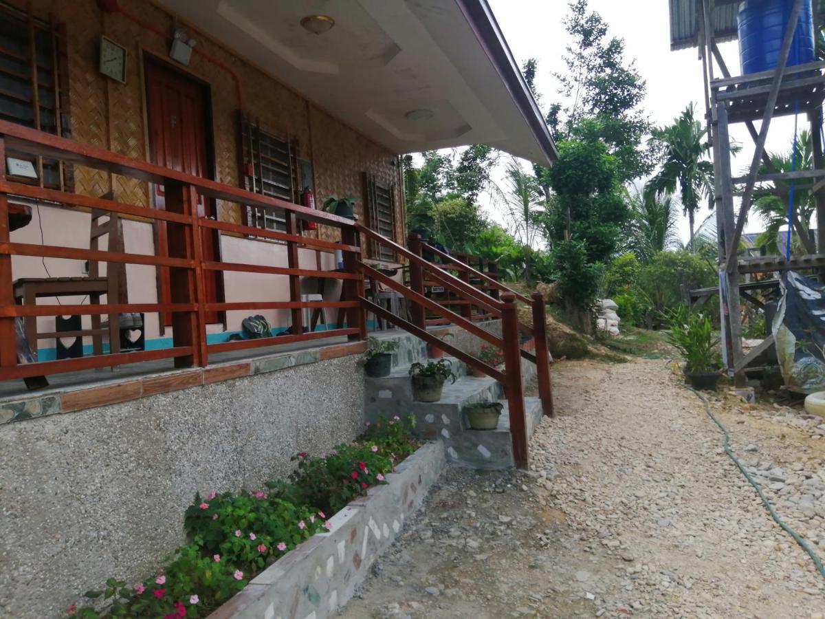 Mil'S Hillside Tourist Inn San Vicente  Buitenkant foto